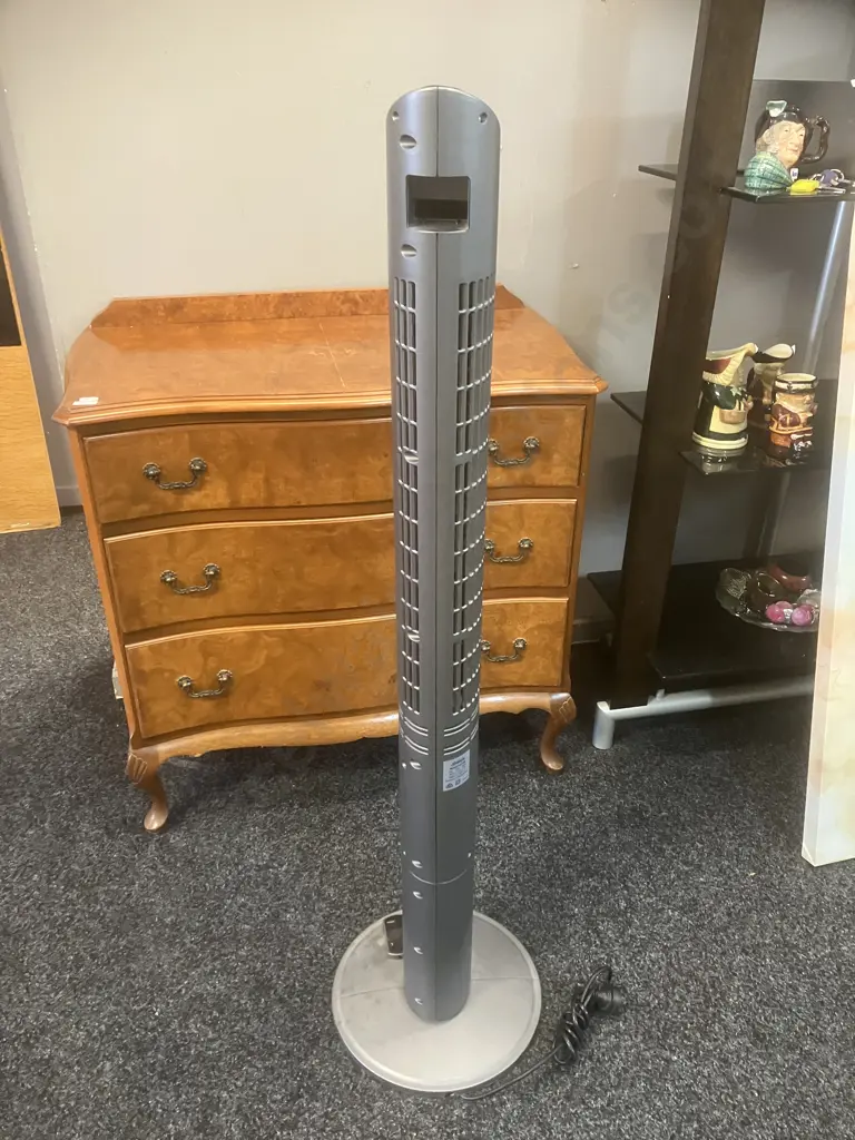Sunbeam Tower Fan FA7550 With Remote Control Image 1++