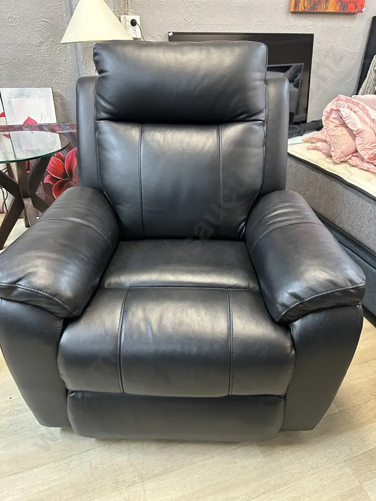 Black Leather Electric Recliner Image 1++