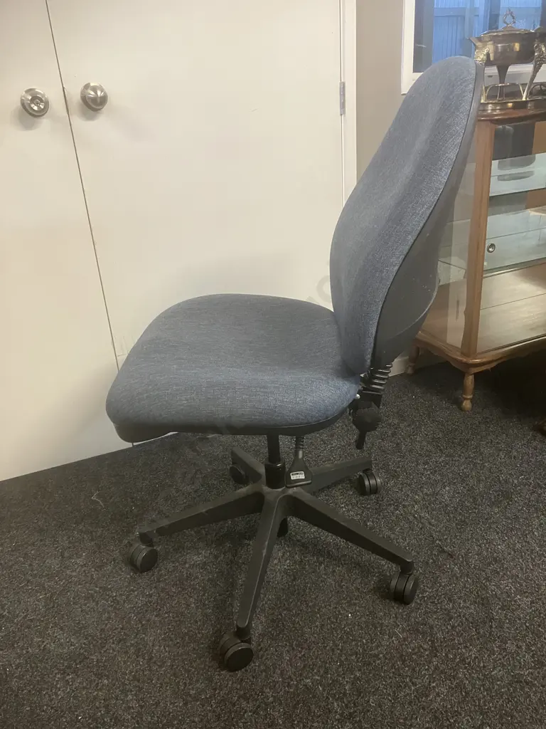 Rebar Delta Bariatric Chair in KeyLargo Navy Fabric -  220Kg Max Weight Rating, Heavy Duty, Three Lever Task Chair. Image 1++