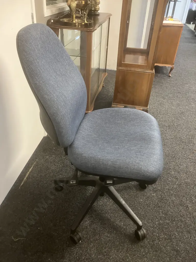 Rebar Delta Bariatric Chair in KeyLargo Navy Fabric -  220Kg Max Weight Rating, Heavy Duty, Three Lever Task Chair. Image 1++