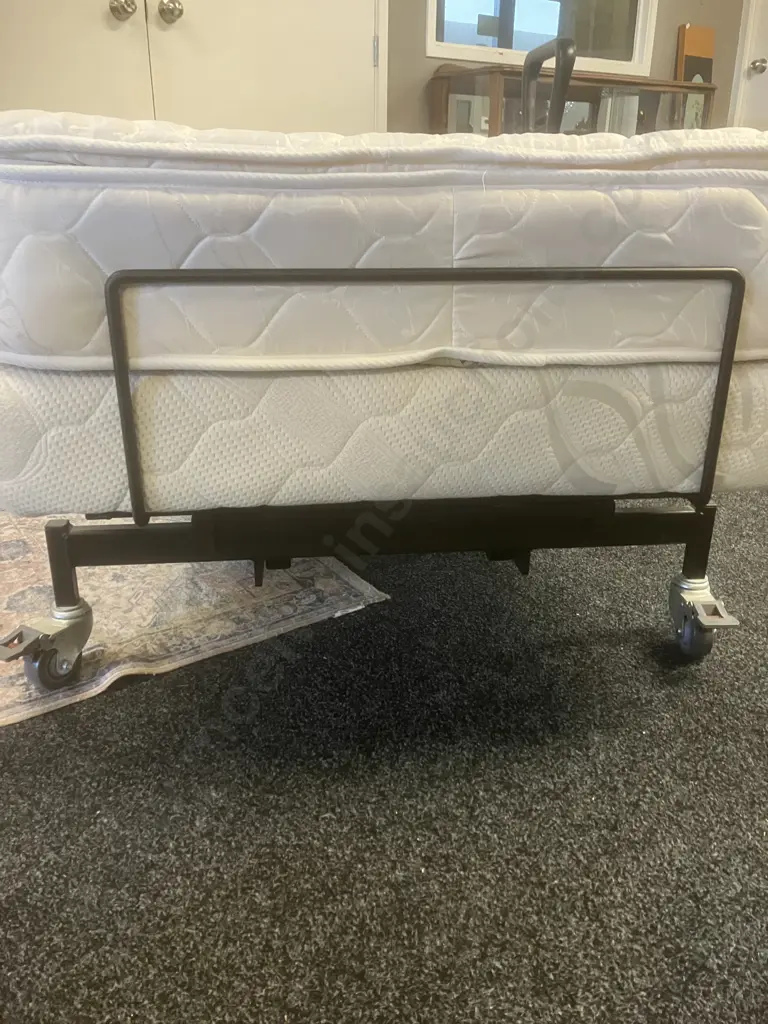 LINAK Electric Adjustable Bed With Remote Control, No Turn Technology Mattress - (93 x 204cm Long Single) Image 1++