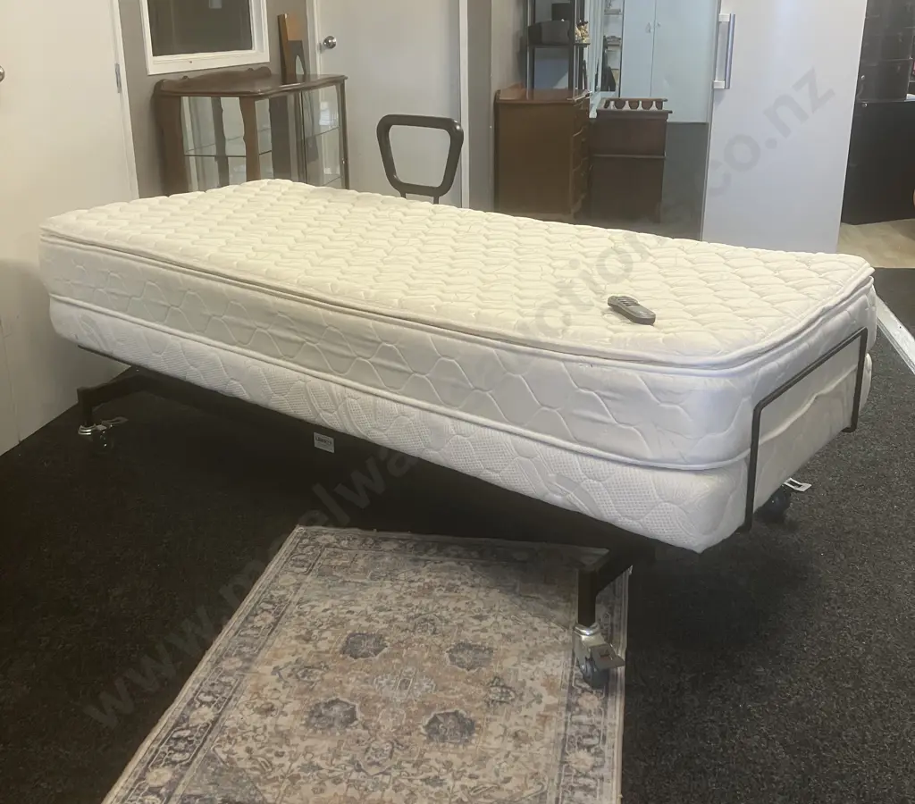 LINAK Electric Adjustable Bed With Remote Control, No Turn Technology Mattress - (93 x 204cm Long Single) Image 1++