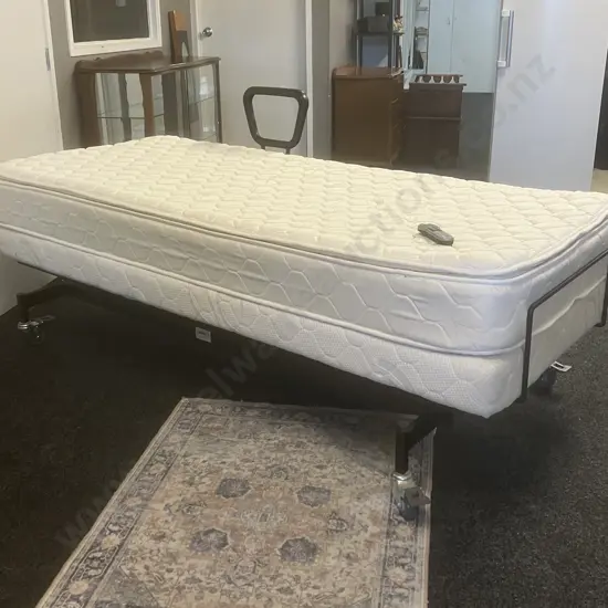 LINAK Electric Adjustable Bed With Remote Control, No Turn Technology Mattress - (93 x 204cm Long Single)