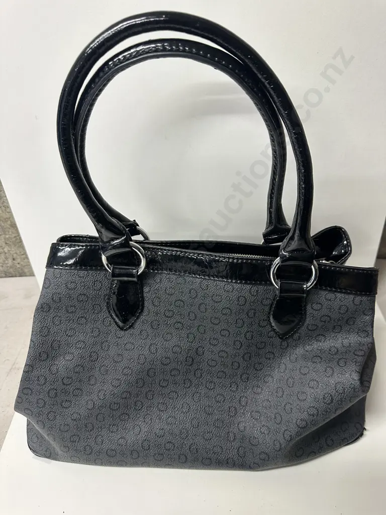 Ladies Black Guess Bag Image 1++