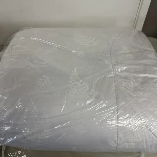 Kapaca Alpaca Fibre Four Seasons King Size Duvet Inner 2.2x2.4cm.
