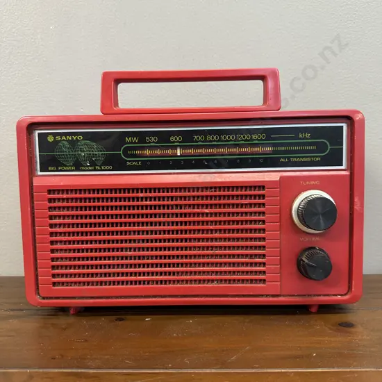 Vintage Retro Sanyo 'Big Power'Am Radio