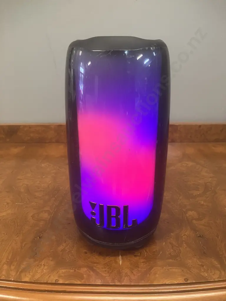 JBL Pulse 5 Bluetooth Speaker Image 1++