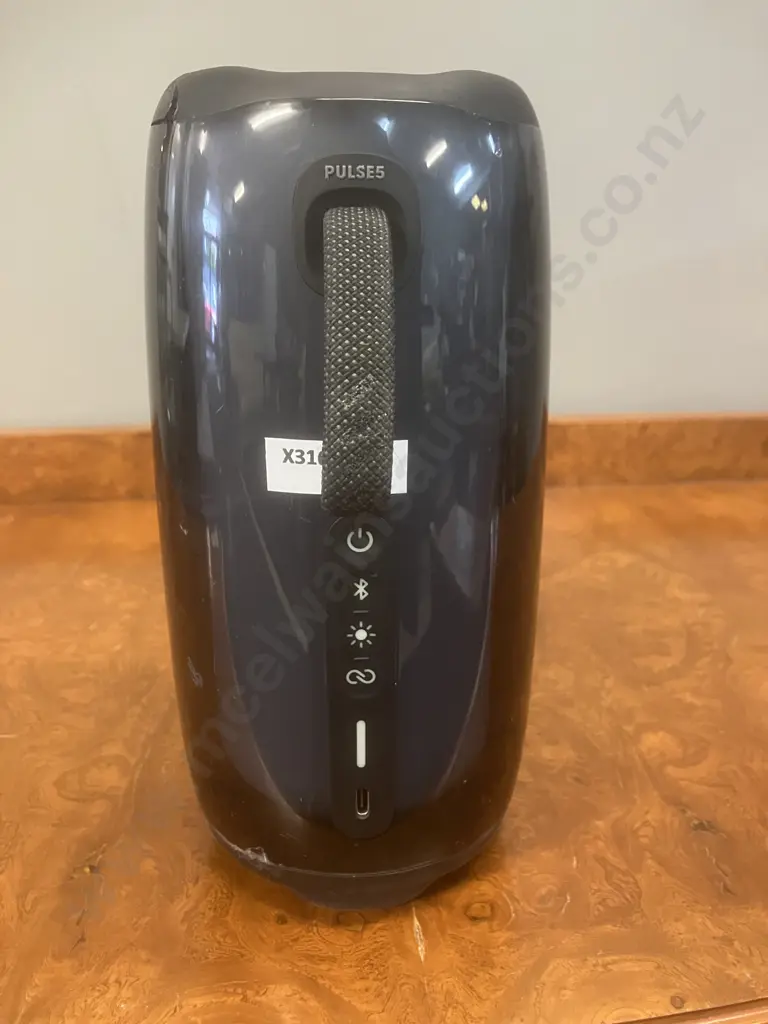 JBL Pulse 5 Bluetooth Speaker Image 1++