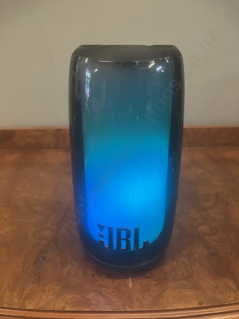 JBL Pulse 5 Bluetooth Speaker Image 1++