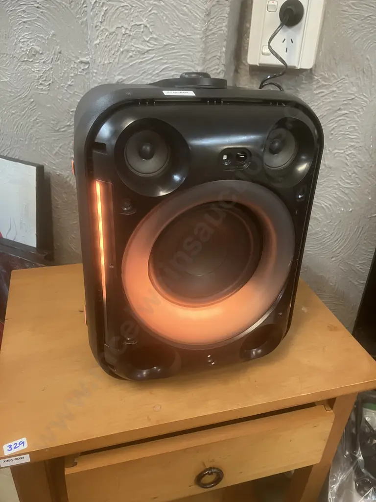 Veon Party Speaker VND2611 (No Lead) Image 1++