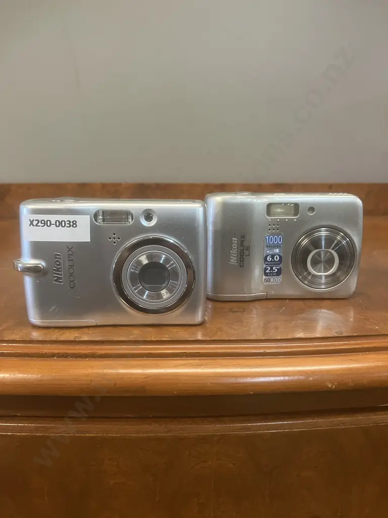 Nikon Coolpix L6 & L11 Digital Camera's 6MP With Nikkor 3x Optical Zoom - Silver Image 1++