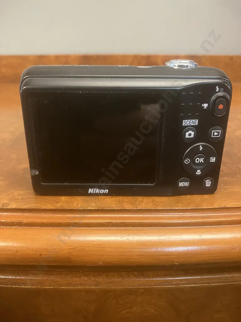 Nikon Coolpix L29 Compact Digital Camera 16.1MP With Nikkor 5x Wide Optical Zoom - Black Image 1++