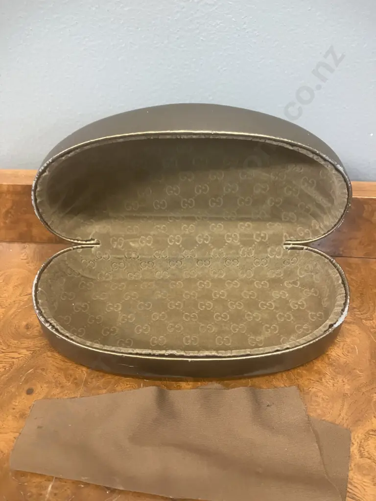 Genuine Gucci 2820/F/S Sunglasses With Gucci Designer Case & Gucci Authenticity Certificate Card Image 1++