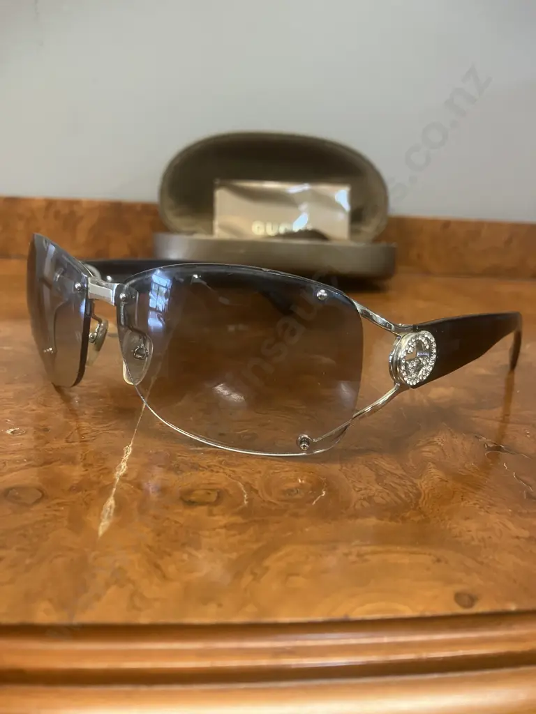 Genuine Gucci 2820/F/S Sunglasses With Gucci Designer Case & Gucci Authenticity Certificate Card Image 1++