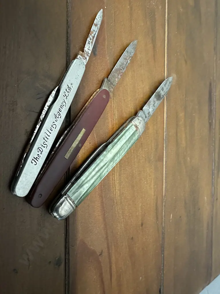 Vintage Pocket Knives x3 Including Sheffield Richards Etc Image 1++