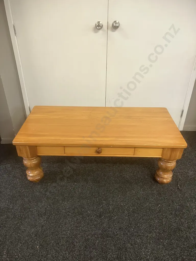 Rimu Coffee Table, Turned legs, Drawer Each Side. H42 W120 D59cm (1 Drawer Has Damage To Base) Image 1++