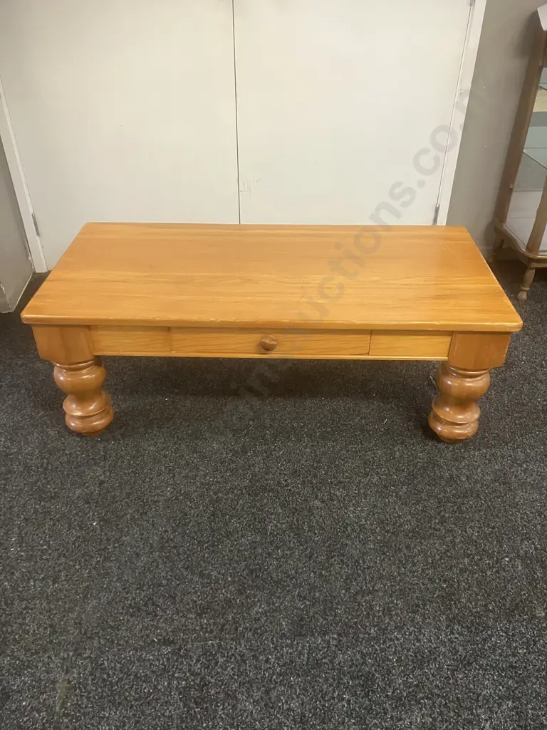 Rimu Coffee Table, Turned legs, Drawer Each Side. H42 W120 D59cm (1 Drawer Has Damage To Base) Image 1++