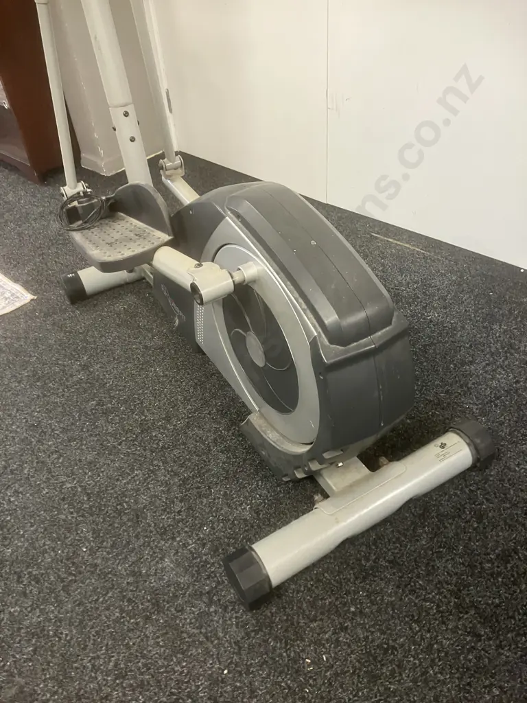 Foreverfit Crosstrainer Image 1++
