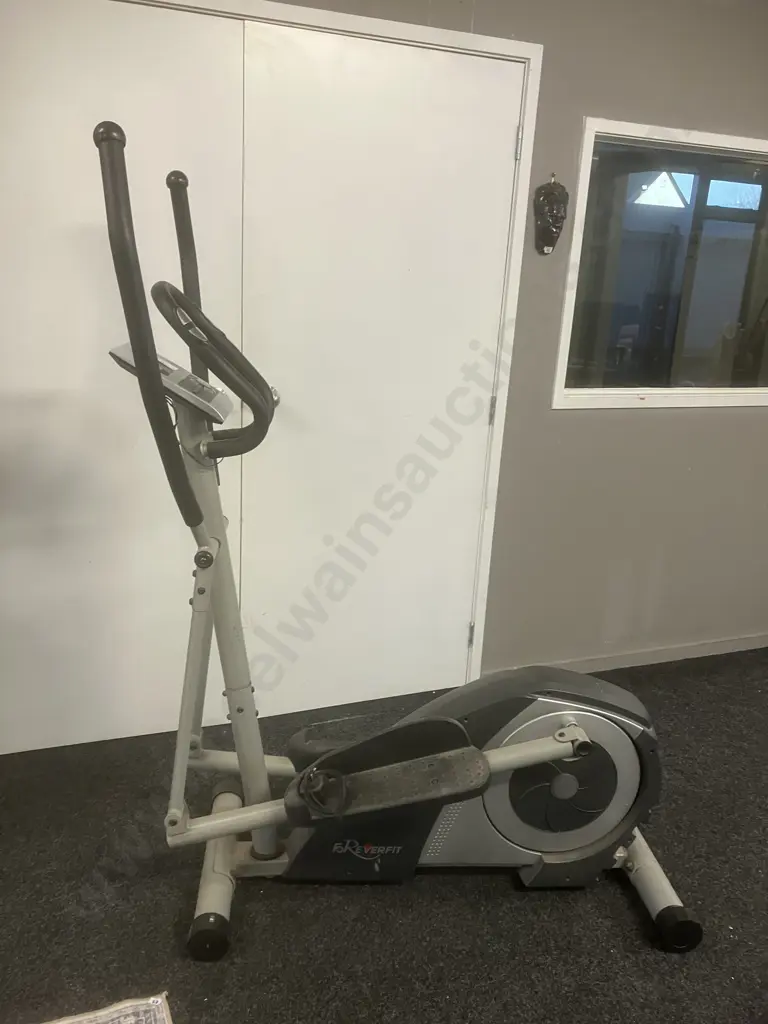 Foreverfit Crosstrainer Image 1++