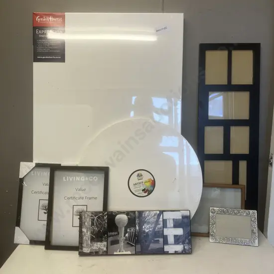 Canvas 50cm Round, Gordon Harris  610 x 914 Canvas, Assorted Frames Etc
