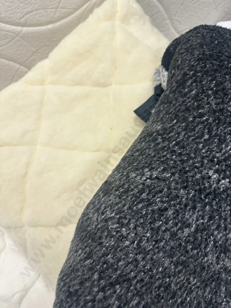 Large Selection Of Linen Including Living & Co Single Woolmark Underlay/Protector With Duvet Inner Etc  Image 1++
