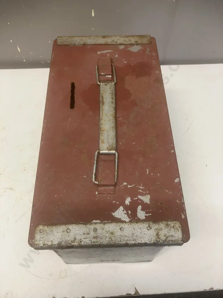 1950's - 1960's EMCO American Made Steel Ammo Tin Image 1++