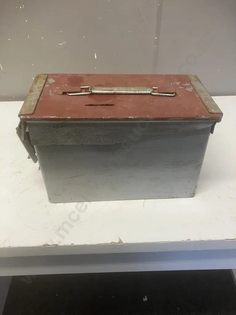 1950's - 1960's EMCO American Made Steel Ammo Tin Image 1++