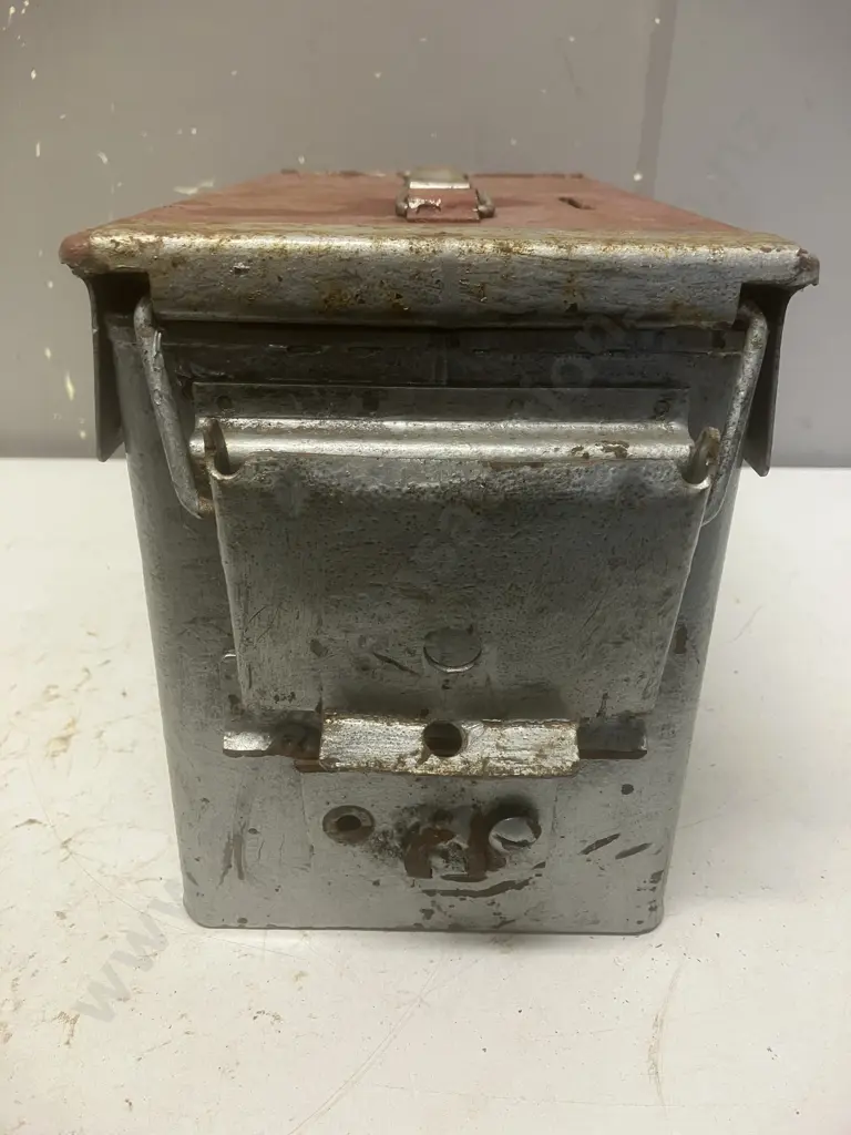 1950's - 1960's EMCO American Made Steel Ammo Tin Image 1++