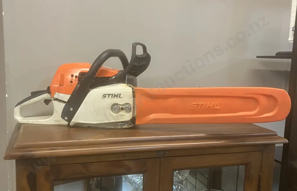 STIHL MS 291 18" / 45cm Bar Petrol Chainsaw (Very Little Use) Image 1++