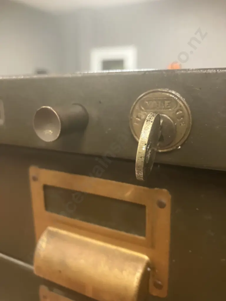1950's Mid-Century Steelcase Engineering NZ Industrial 7 Drawer Cabinet , Push Button Lock & Key. H66.5 W30 D40cm Image 1++