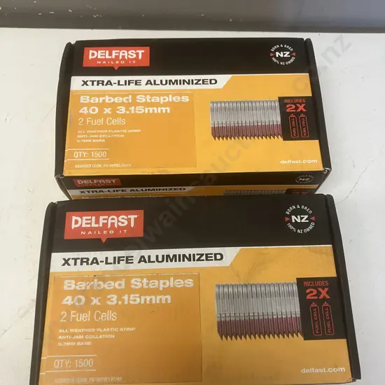 Two Boxes of Delfast Xtra-Life Aluminized Barbed Staples 40 x 3.15mm 2 Fuel Cells Qty 1500