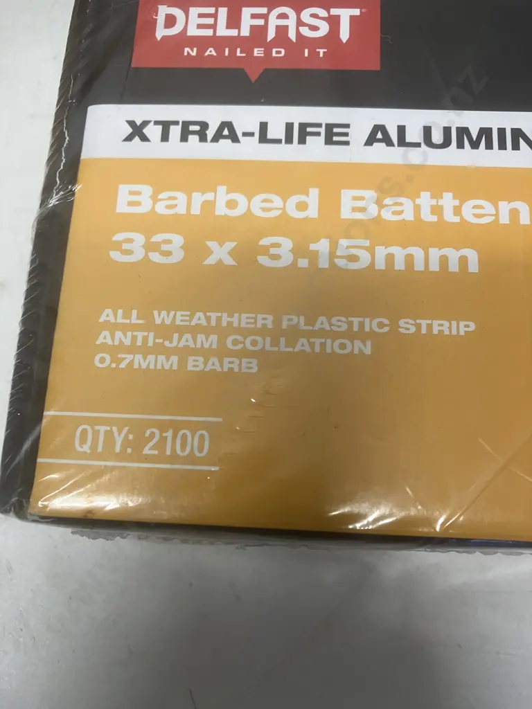Delfast Xtra-Life Aluminized Barbed Batten Staples 33 x 3.15mm Box of 2100 Image 1++