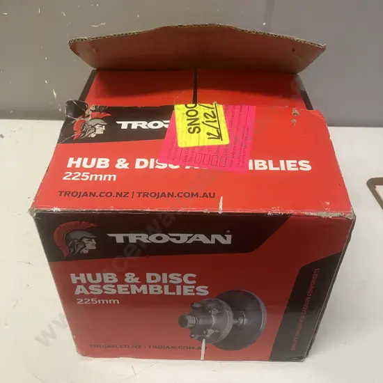 Trojan Hub & Disc Assemblies 225mm 035135 Hub Kit 1500Kg D/B 5x4 1/2 x 1/2 Integral Hub Does Not Include S.Axle