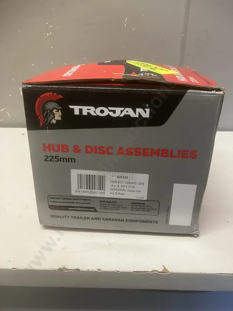 Trojan Hub & Disc Assemblies 225mm 035125 Hub Kit 1500Kg D/B 5x4 1/4 x 7/16 Integral Does Not Include S.Axle Image 1++