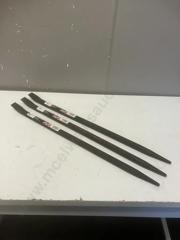 Three x Mayhew Pro 24" Line Up Pry Bar's 472-SP Image 1++