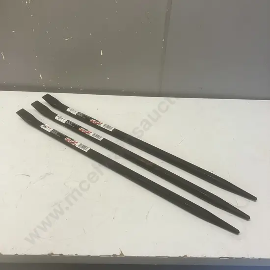 Three x Mayhew Pro 24" Line Up Pry Bar's 472-SP