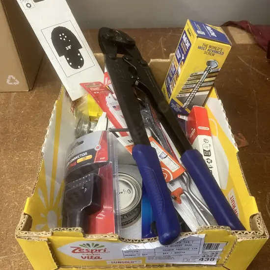 Box Lot 25mm Pipe Crimp, Milwaukee Blade packs, Bremick Pack Etc