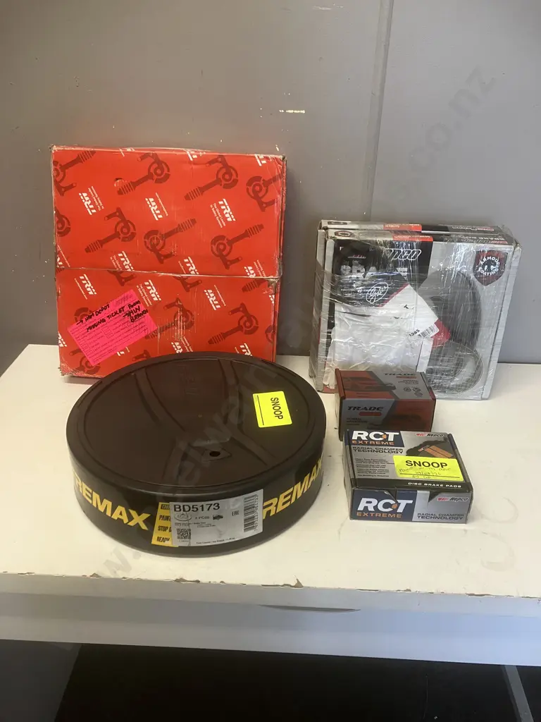 Assorted Brake Discs, Rotors Etc Image 1++