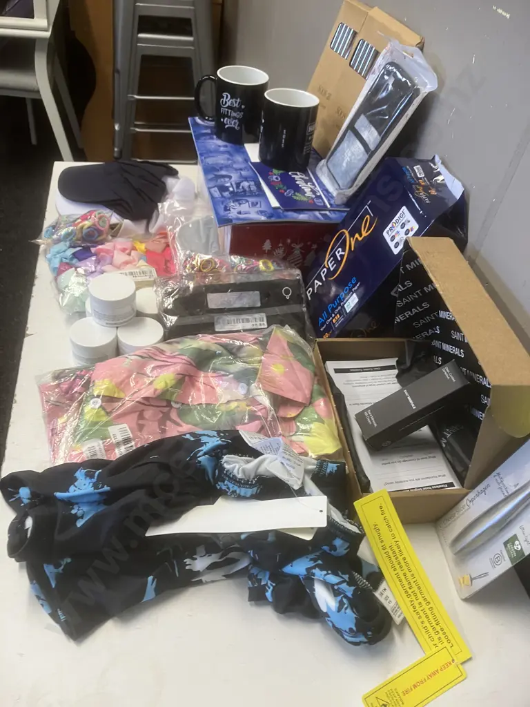 Box Lot S/S Straws, Cups, Cream Etc Image 1++