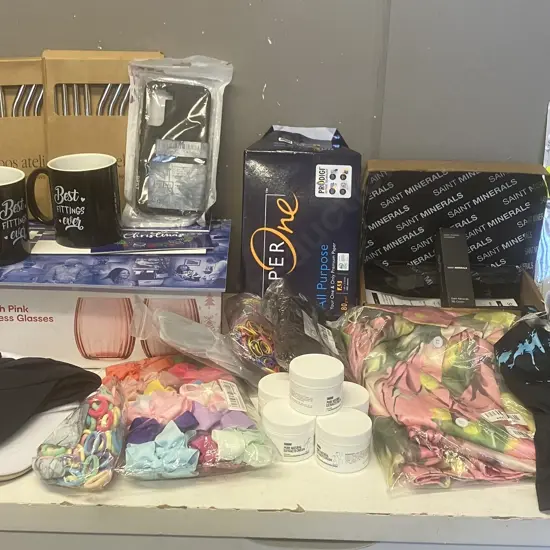 Box Lot S/S Straws, Cups, Cream Etc