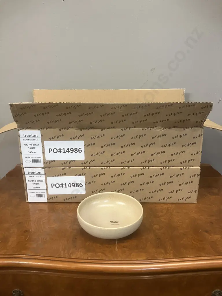 12 x Eclipse Uno Round Bowls Taupe 160mm (2 x Packs of 6). Stoneware Made In Portugal Image 1++