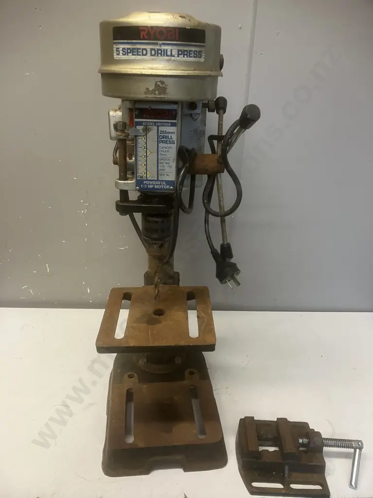 Ryobi 5 Spd Drill Press - 205mm, 13mm Chuck With Vice Image 1++
