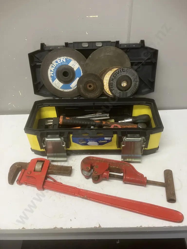 Toolbox & Tools, Pipe Cutter, 24" Pipe Wrench Etc Image 1++