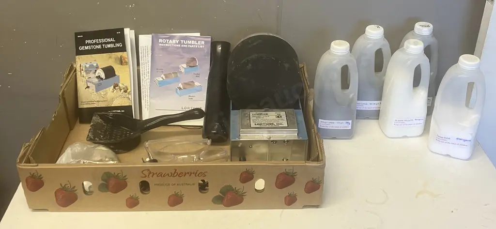 Rock Tumbler Kit - Lortone USA Model 45C Rotary Tumbler With Instructions, Assorted Grit, Polishing Powder Etc Image 1++
