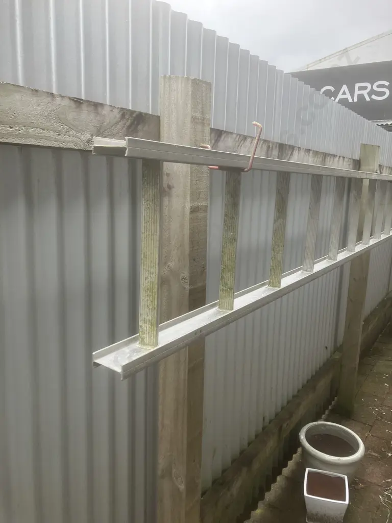 4.8m Long Aluminum Ladder Image 1++
