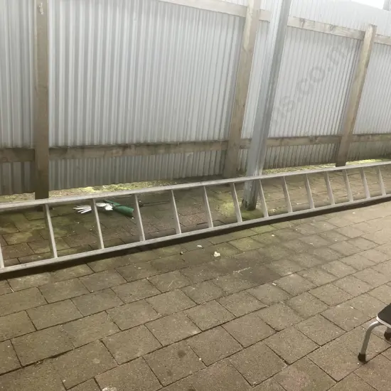4.8m Long Aluminum Ladder