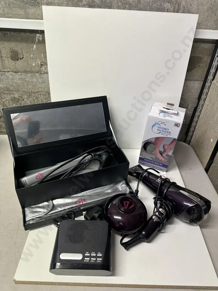 Hair Straighteners, Blow Dryer Etc Image 1++