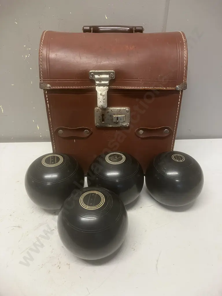 Leather Bowls Case & Four Henselite Bowls Image 1++