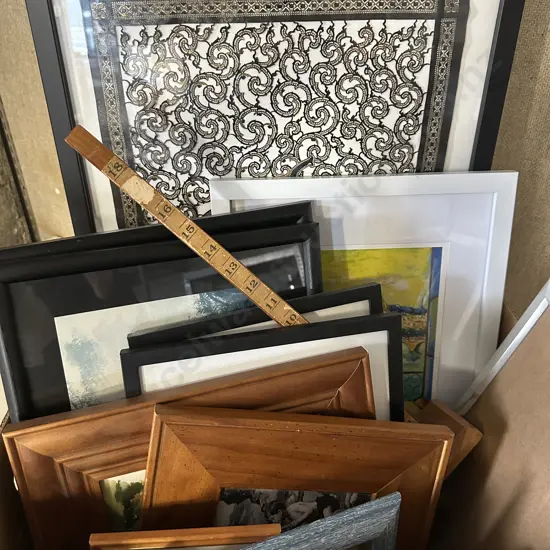 Box Lot Artwork & Photo Frames
