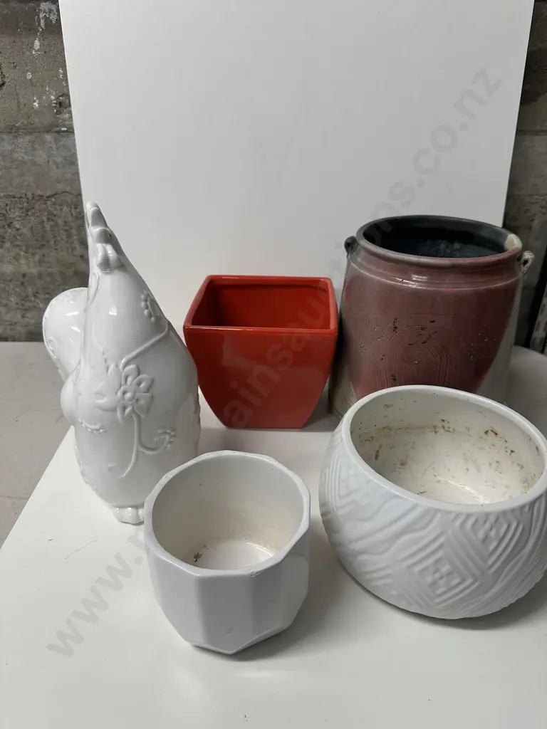 Planter Pots, Chook Ornament, Signed Pottery Vase Image 1++